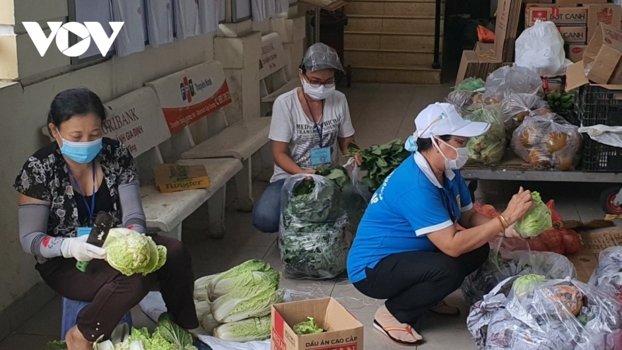 "Bom hàng" giữa dịch bệnh, hành vi khó chấp nhận