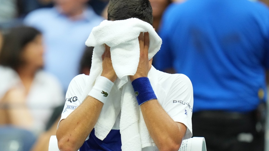Djokovic nói gì khi thua Medvedev ở chung kết US Open 2021?