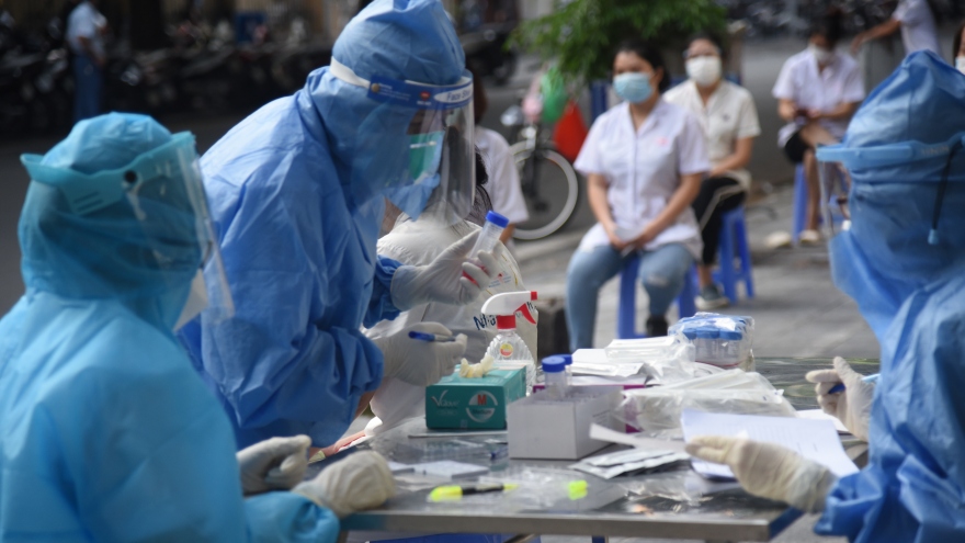 Bộ Y tế đề xuất tạm dừng thông báo số ca nhiễm SARS-CoV-2 mỗi ngày