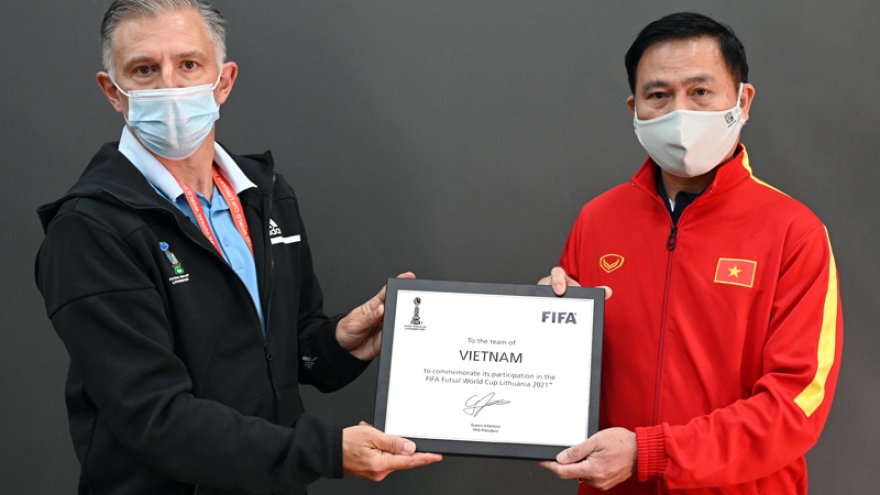 ĐT Futsal Việt Nam được FIFA khen trước trận đấu với ĐT Brazil