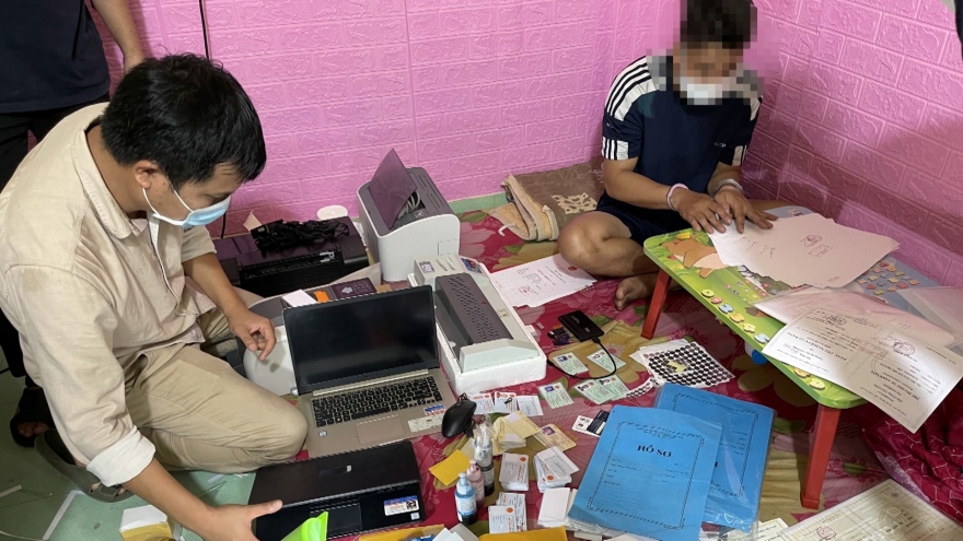 Quảng Nam: Phát hiện đường dây làm giả giấy tờ, tài liệu với quy mô lớn