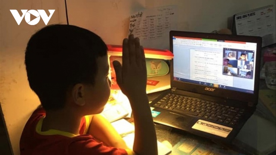 Hà Nội tiếp tục duy trì dạy và học trực tuyến