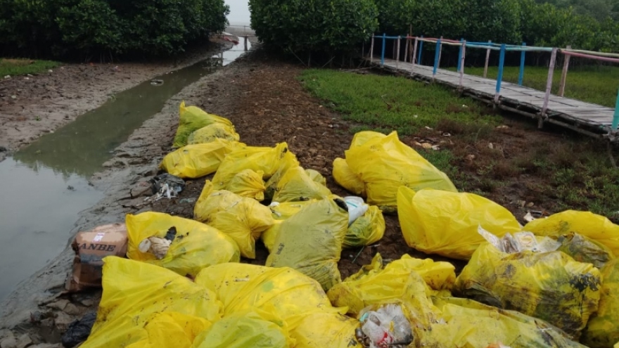 Gian nan vấn đề quản lý rác thải y tế trong đại dịch Covid-19 ở Indonesia