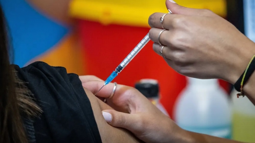 Liều vaccine Covid-19 thứ ba có kháng thể gấp 10 lần liều thứ hai