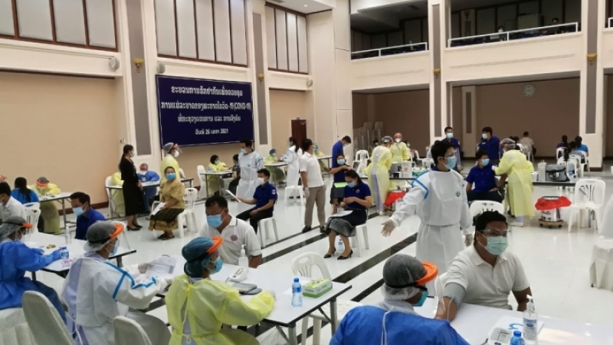 Hơn 40% dân số Lào được tiếp cận vaccine ngừa Covid-19