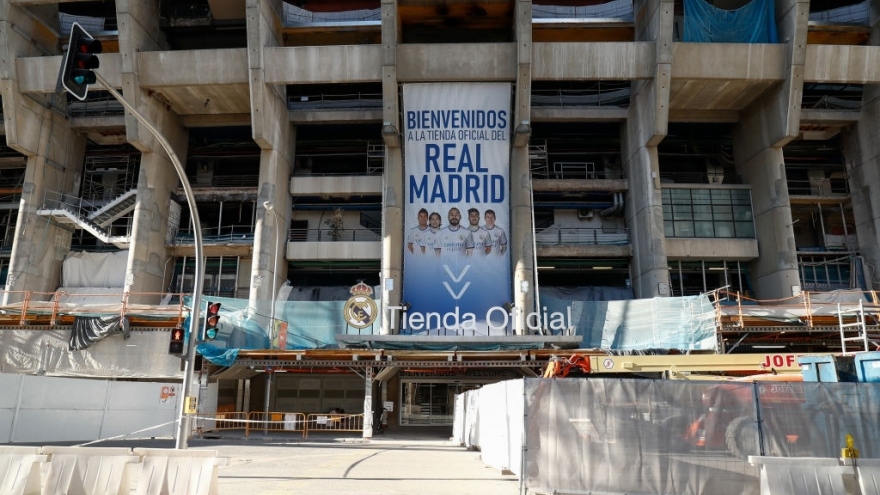 Real Madrid lần đầu thi đấu trên sân nhà Bernabeu sau 18 tháng