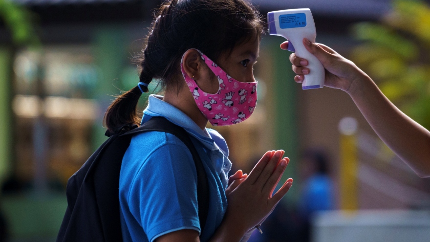 Thái Lan sẽ mở cửa trở lại trường học khi 85% học sinh và giáo viên được tiêm vaccine