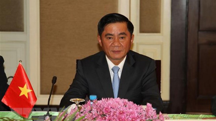 Chủ nhiệm Uỷ ban Kiểm tra Trung ương điện đàm với Bí thư Ủy ban Kiểm tra Trung Quốc