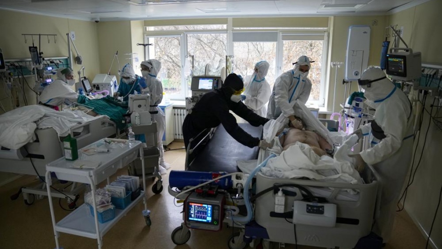 Điều gì khiến Nga rơi vào giai đoạn chết chóc của dịch bệnh Covid-19?