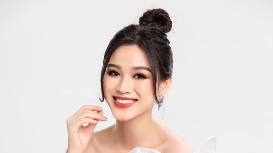 Hoa hậu Đỗ Thị Hà chia sẻ xúc động về ngày 20/10 trong giai đoạn "bình thường mới"