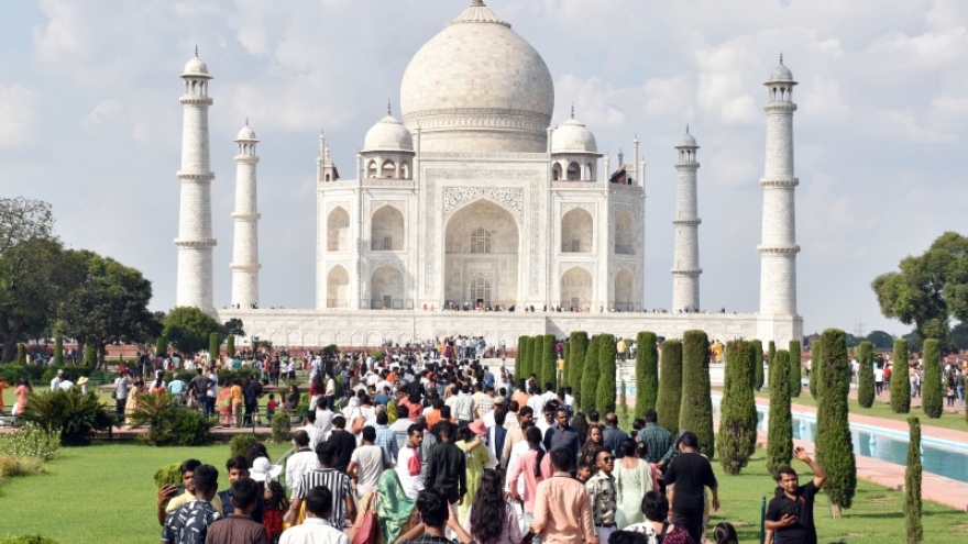 Ấn Độ bắt đầu cho phép đón khách nước ngoài từ hôm nay