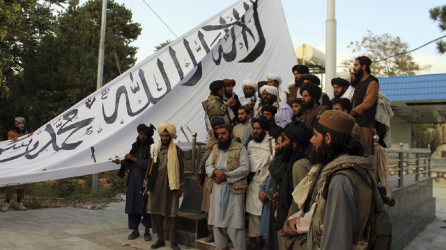 Taliban đề nghị thiết lập kênh ngoại giao với NATO