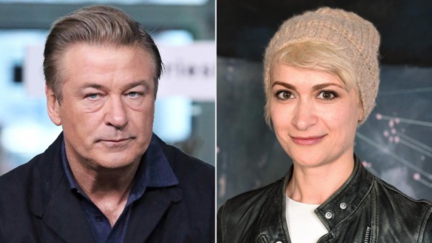 Sau sự cố bắn chết người của Alec Baldwin, Hollywood có cần dùng súng thật trên phim?