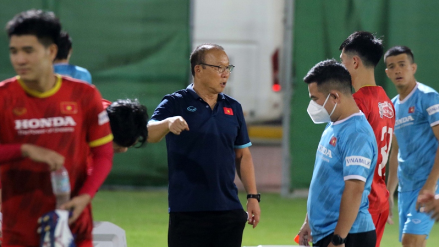 HLV Park Hang Seo rà soát đội hình, sẵn sàng quyết đấu Trung Quốc