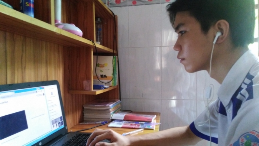 Gần 98% học sinh ở Tiền Giang tham gia học trực tuyến ổn định