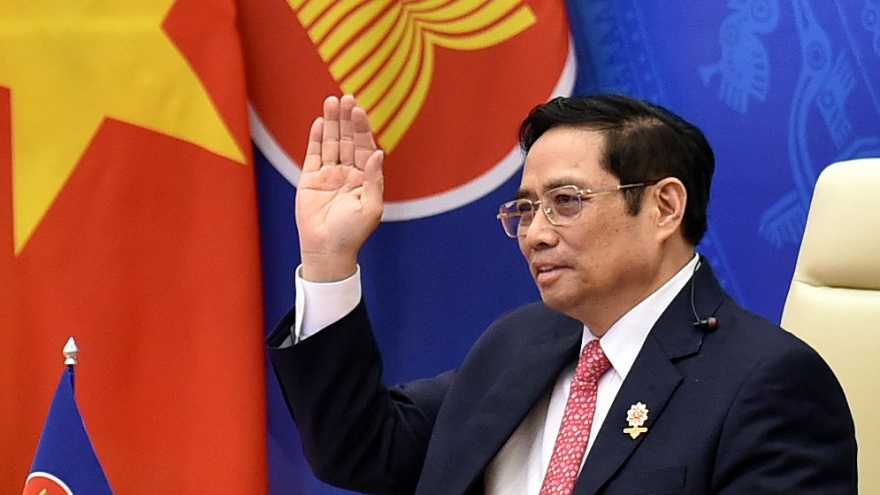 Dự hội nghị cấp cao Đông Á, Thủ tướng kêu gọi các nước hành xử đúng cam kết