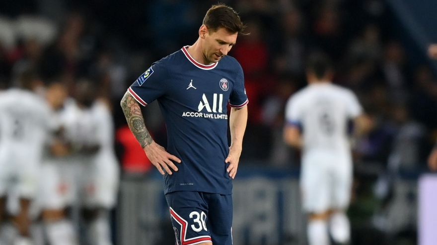 Vì sao Messi chưa thể ghi bàn tại Ligue 1?