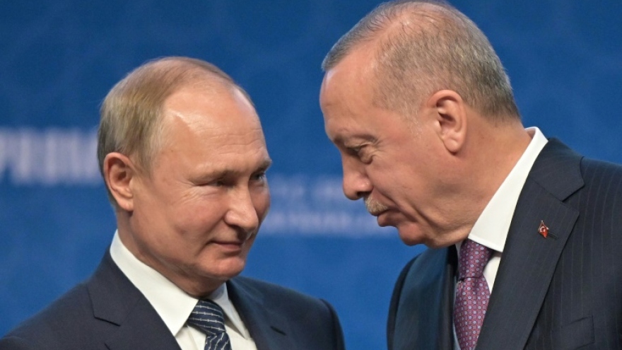 Dự định mua máy bay và tàu ngầm Nga, Thổ Nhĩ Kỳ sẽ rời xa NATO?