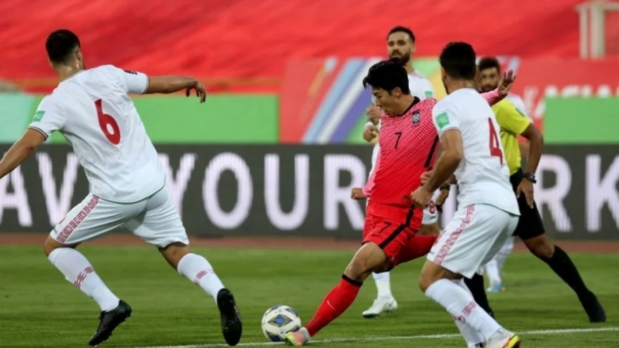 Son Heung Min ghi bàn, Hàn Quốc hòa Iran trong trận cầu "mãn nhãn"