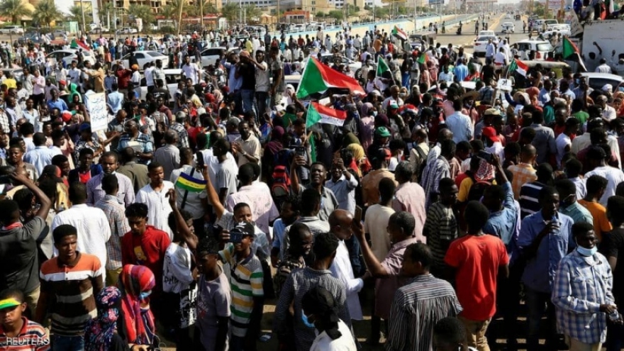 Biểu tình phản đối đảo chính ở Sudan bước sang ngày thứ năm liên tiếp