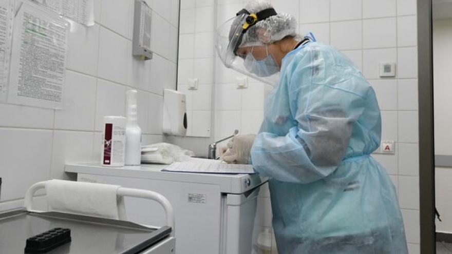 Nga phát triển thuốc ngăn chặn sự nhân lên của virus SARS-CoV-2