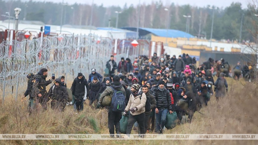 Nga sẵn sàng giúp giải quyết cuộc khủng hoảng di cư ở biên giới Belarus và EU