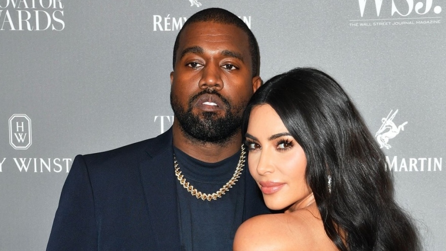 Kanye West: "Kim Kardashian vẫn là vợ tôi, chúng tôi chưa ly hôn"