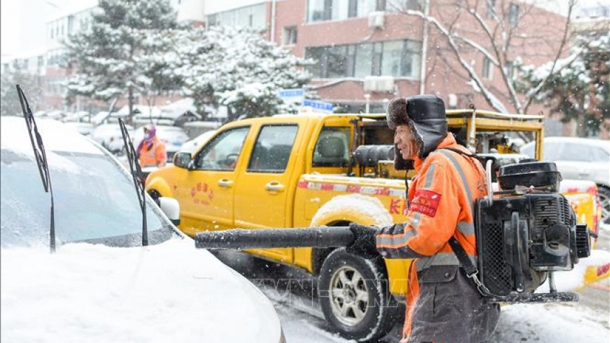 Trung Quốc: Bão tuyết gây gián đoạn giao thông vùng Đông Bắc