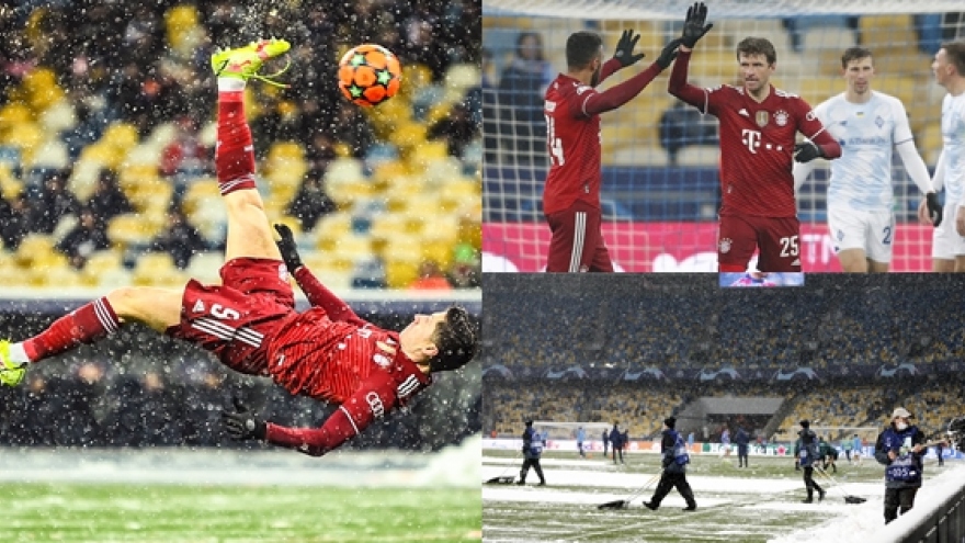 Lewandowski lập siêu phẩm, Bayern hạ gục Dynamo dưới mưa tuyết