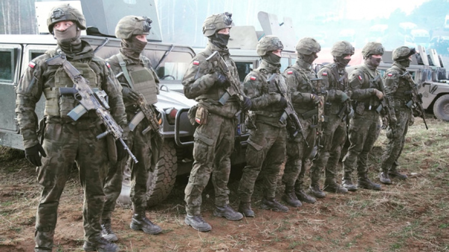 Căng thẳng Belarus – châu Âu tiếp tục leo thang: Cảnh báo nguy cơ xung đột quân sự