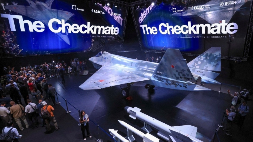 Nga tăng cường quảng bá tiêm kích mới, “chiếu tướng” át chủ bài F-35 của Mỹ