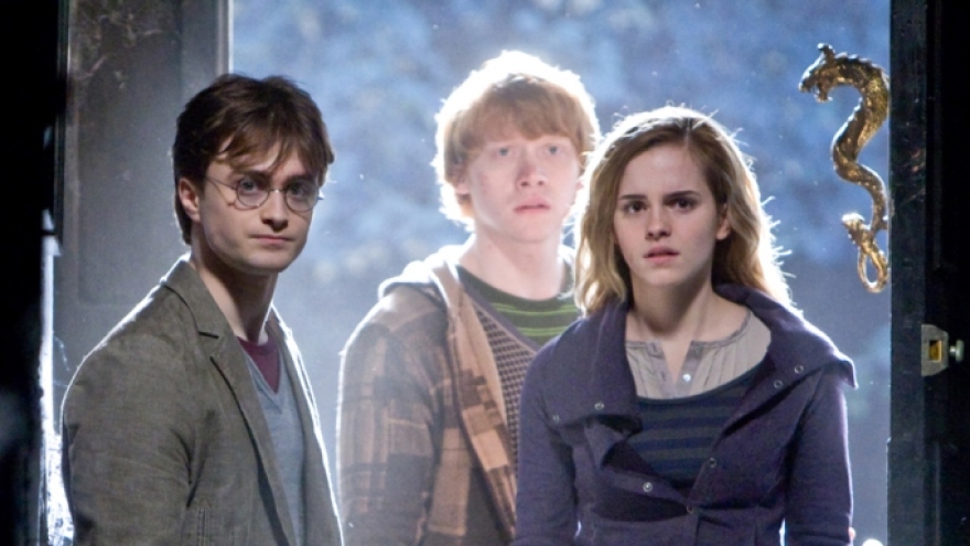 Dàn sao "Harry Potter" tái hợp trong tập kỷ niệm 20 năm thương hiệu phim nổi tiếng