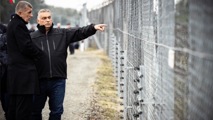 Hungary kêu gọi Uỷ ban châu Âu bồi hoàn chi phí bảo vệ biên giới