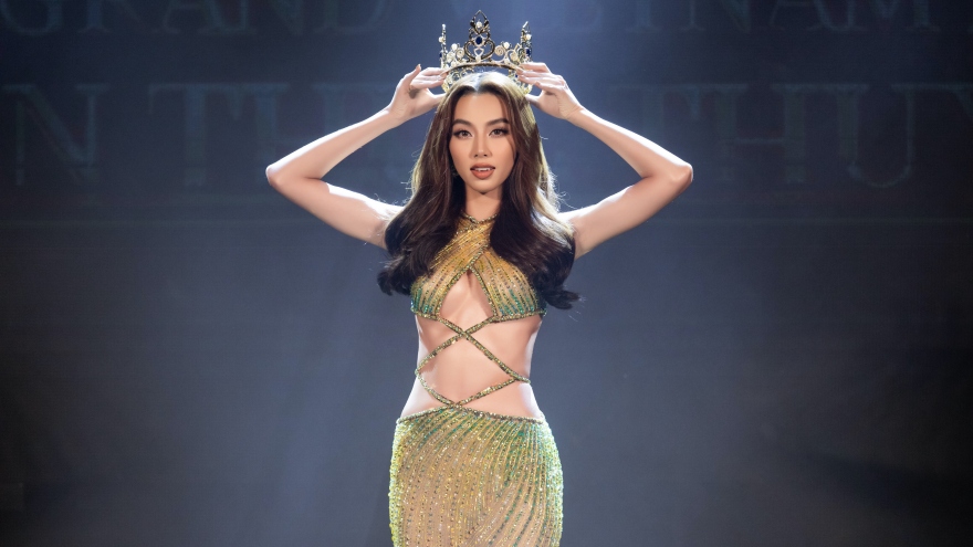 Người đẹp Thuỳ Tiên chính thức nhận vương miện Miss Grand International