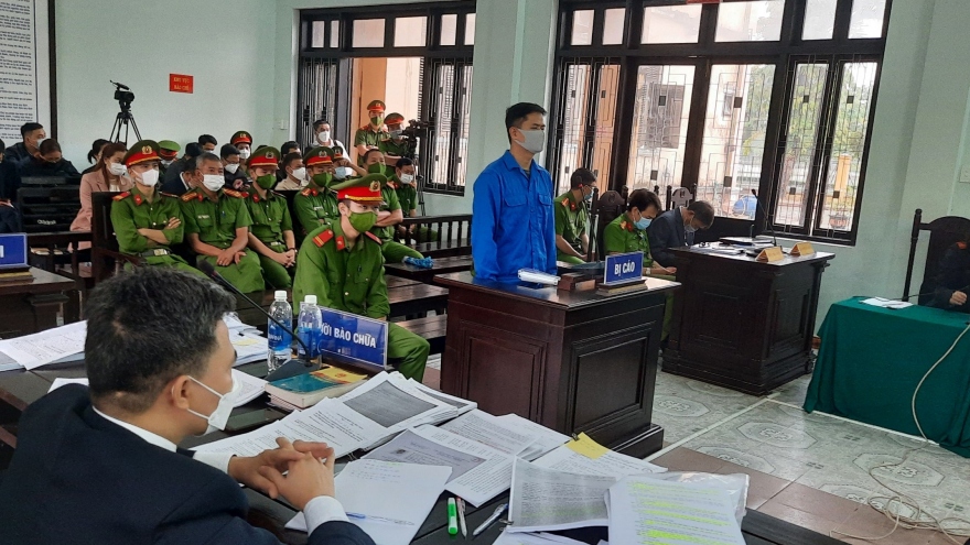 Vụ bác sĩ bị tố hiếp dâm ở Huế: Tuyên phạt 5 năm 2 tháng tù