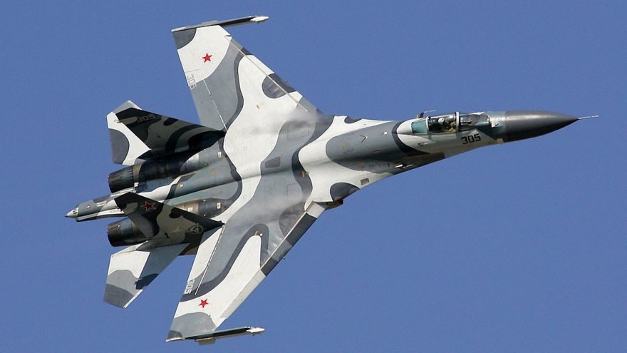 Tiêm kích Su-27 Nga chặn 3 máy bay Pháp trên Biển Đen