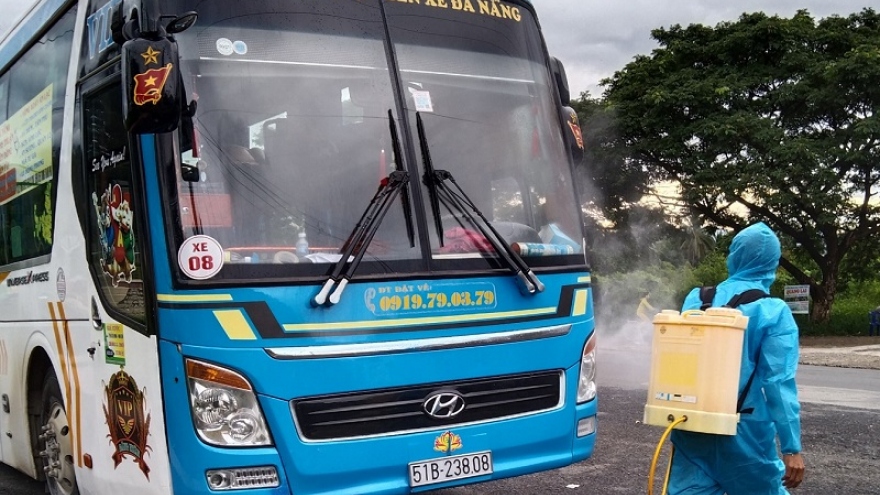 Bắt giam 2 lái xe về tội làm lây lan dịch bệnh ở Ninh Thuận