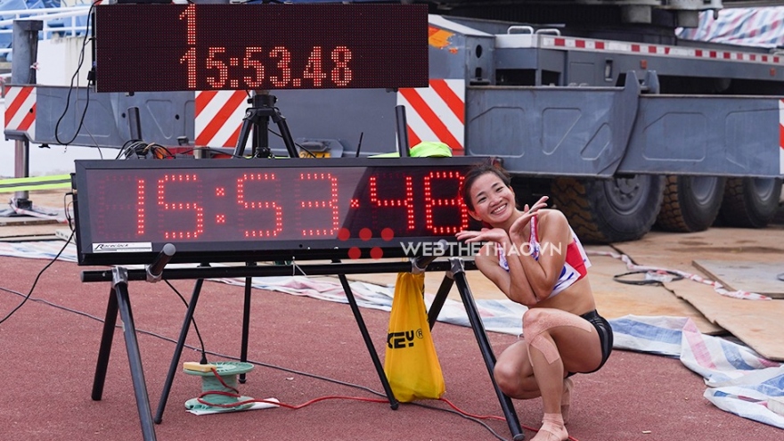 Nguyễn Thị Oanh giành HCV và phá kỷ lục quốc gia ở cự ly 5000m