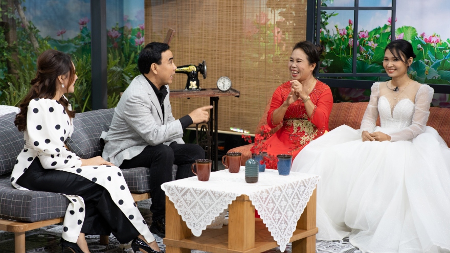 MC Quyền Linh ngỏ lời hàn gắn cho mẹ chồng ly hôn 20 năm tại "Mẹ chồng nàng dâu"