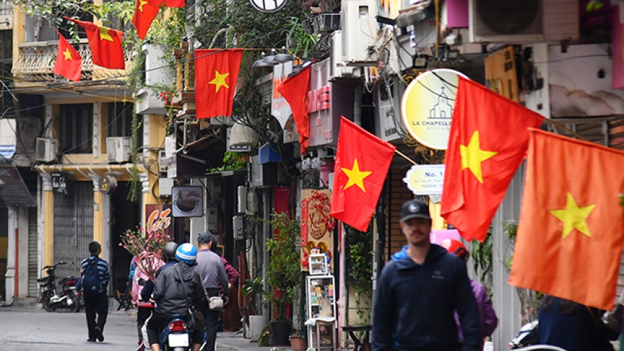 "Ở Việt Nam, đổi mới chính trị phải từng bước và đồng bộ với đổi mới kinh tế"