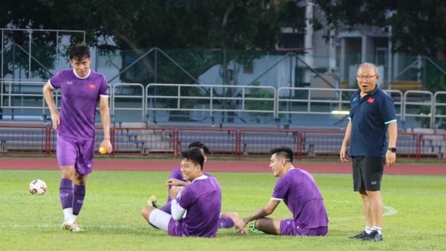 HLV Park Hang Seo loại 6 cầu thủ trước trận gặp ĐT Lào