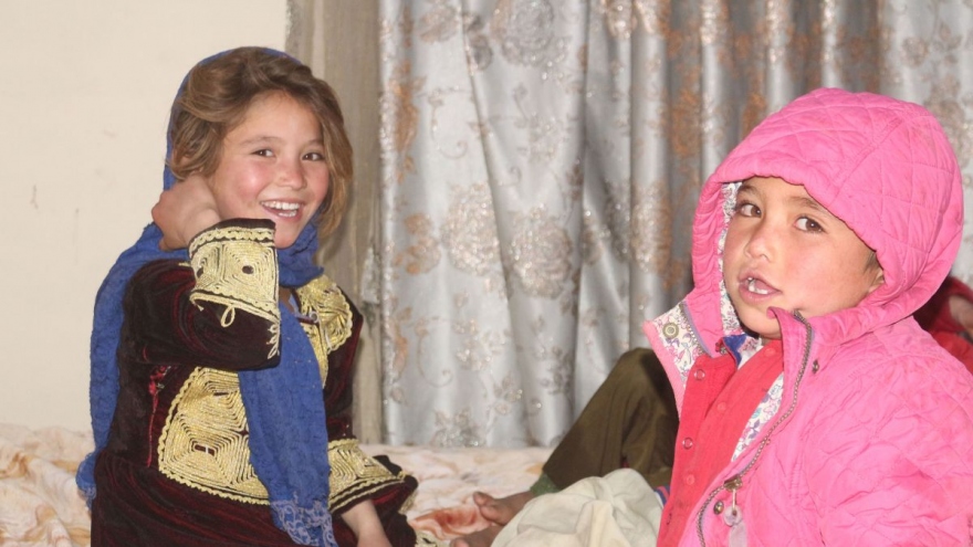 Cuộc giải cứu cô dâu 9 tuổi ở Afghanistan bị cha bán lấy tiền mua lương thực