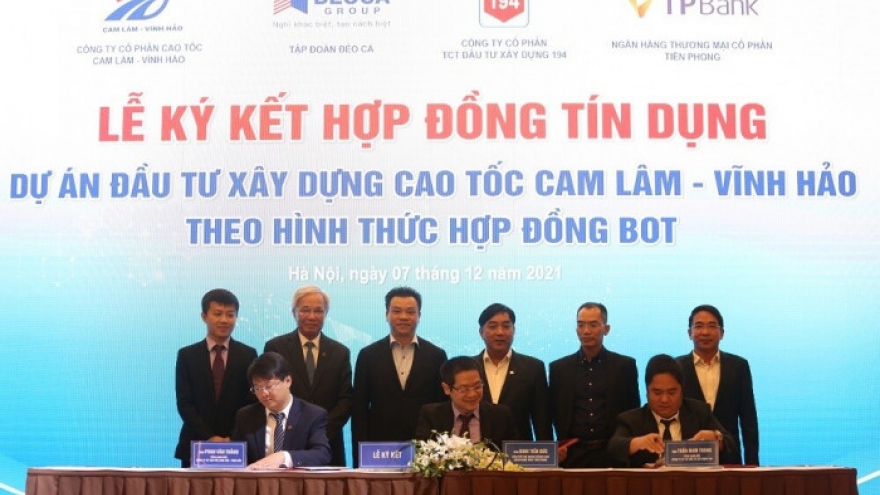 Ký hợp đồng PPP cao tốc Bắc Nam đoạn Cam Lâm – Vĩnh Hảo