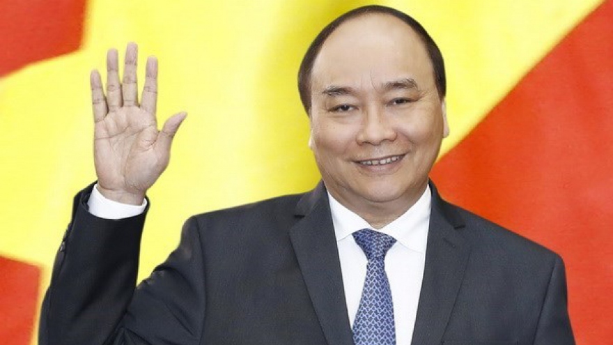 Chủ tịch nước Nguyễn Xuân Phúc lên đường thăm cấp Nhà nước Campuchia