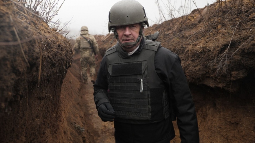 Tình cảnh quân đội Ukraine bên trong chiến hào đối đầu với quân ly khai ở miền Đông