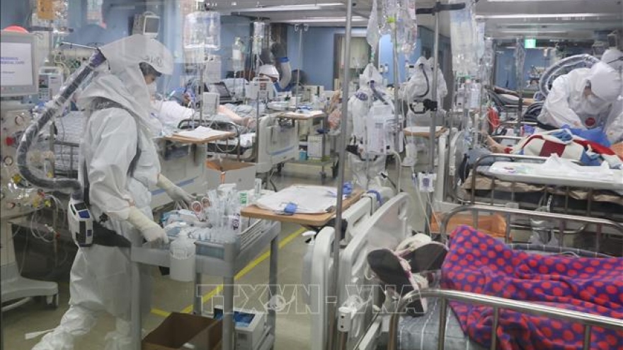 Ca nhiễm Covid-19 nặng và tử vong tại Hàn Quốc tăng kỷ lục