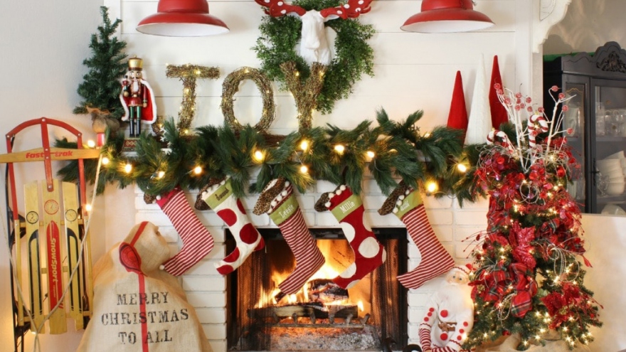Trang trí nhà cửa rực rỡ sắc màu đón Giáng sinh
