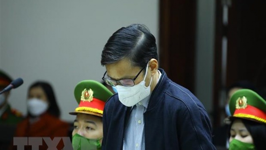 Vụ giúp Công ty Nhật Cường trúng thầu: Ba bị cáo nộp 3,8 tỷ đồng tại tòa