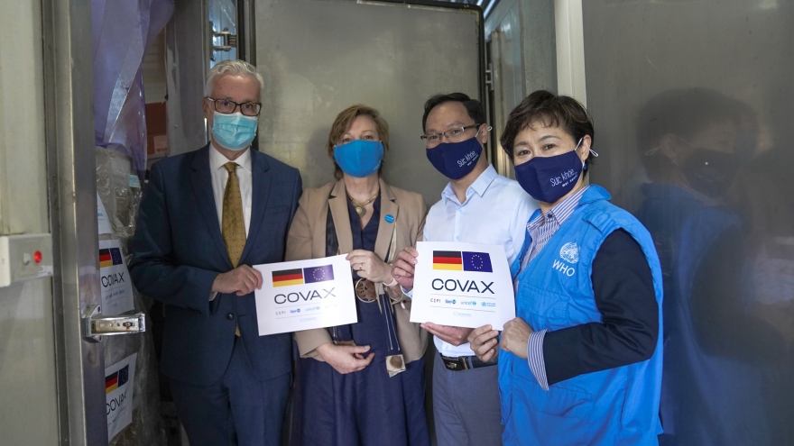 Việt Nam nhận thêm hơn 2,5 triệu liều vaccine Moderna