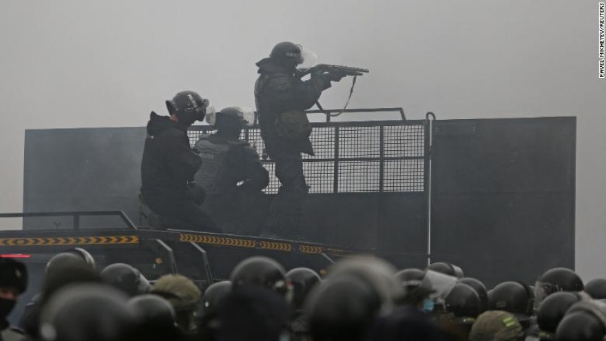 Kazakhstan sa thải thêm 2 quan chức an ninh hàng đầu sau cuộc bạo loạn